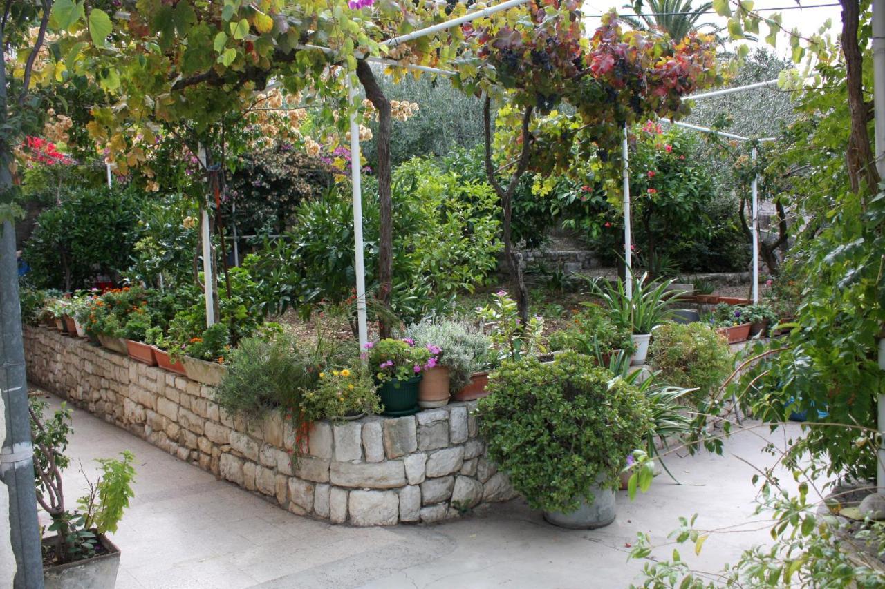 Triple Hvar 141a Maison d'hôtes 3*